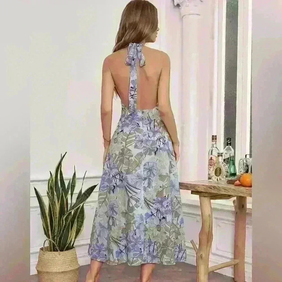 Cupshe Miramar Floral Halter Neck Midi Dress NWT Size M 💜 - Picture 2 of 8